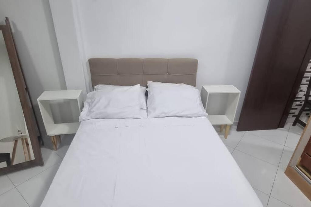 ריו דה ז'ניירו Quarto E Sala A Uma Quadra Da Praia Copacabana Posto 02 מראה חיצוני תמונה