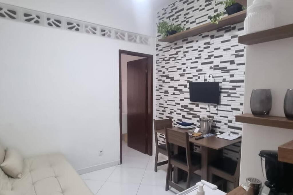ריו דה ז'ניירו Quarto E Sala A Uma Quadra Da Praia Copacabana Posto 02 מראה חיצוני תמונה